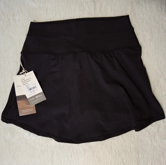 Vuori Daily Skirt - Picture 6 of 7